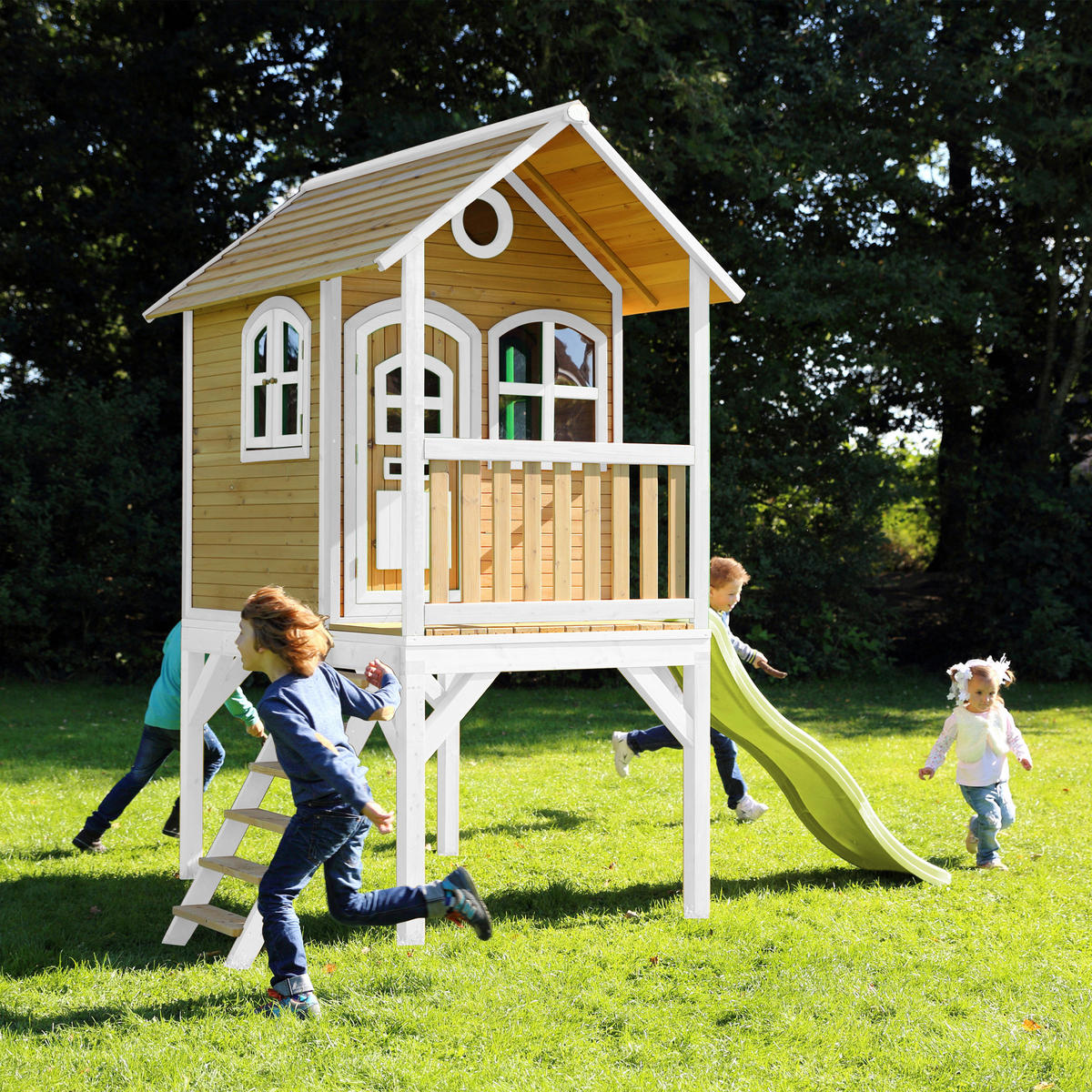 AXI Spielhaus Laura weiß B/H/L: ca. 318x272x191 cm Laura - braun/weiß (191,00/318,00/272,00cm) - AXI