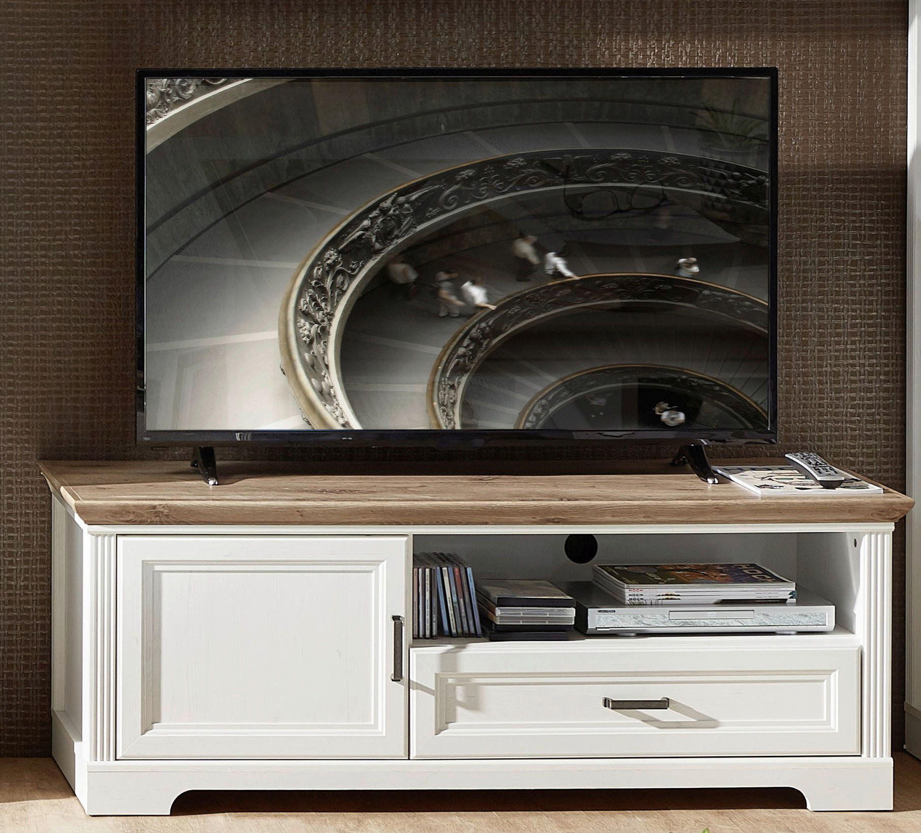 TV-Lowboard Jasmin Eiche Artisan Nachbildung Pinie Nachbildung B/H/T: ca. 143x54x51 cm Jasmin - Eiche (143,00/54,00/51,00cm)