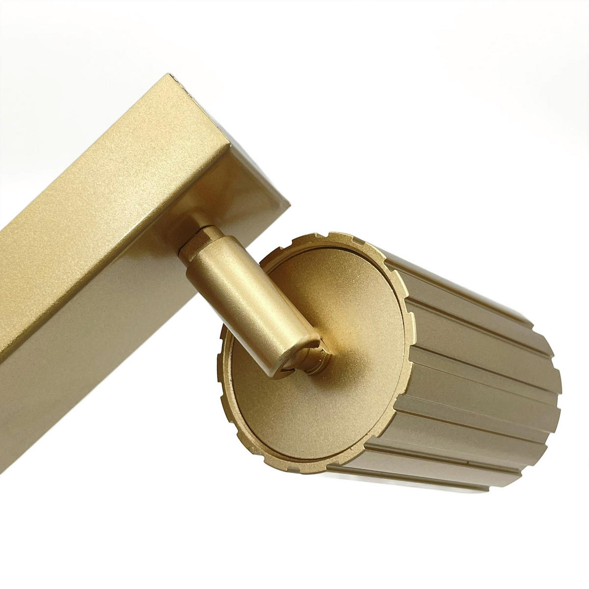 Lamkur Strahler gold Stahl B/H/L: ca. 6,5x16,5x81 cm 4 Brennstellen Prisma - gold (81,00/6,50/16,50cm) - Lamkur