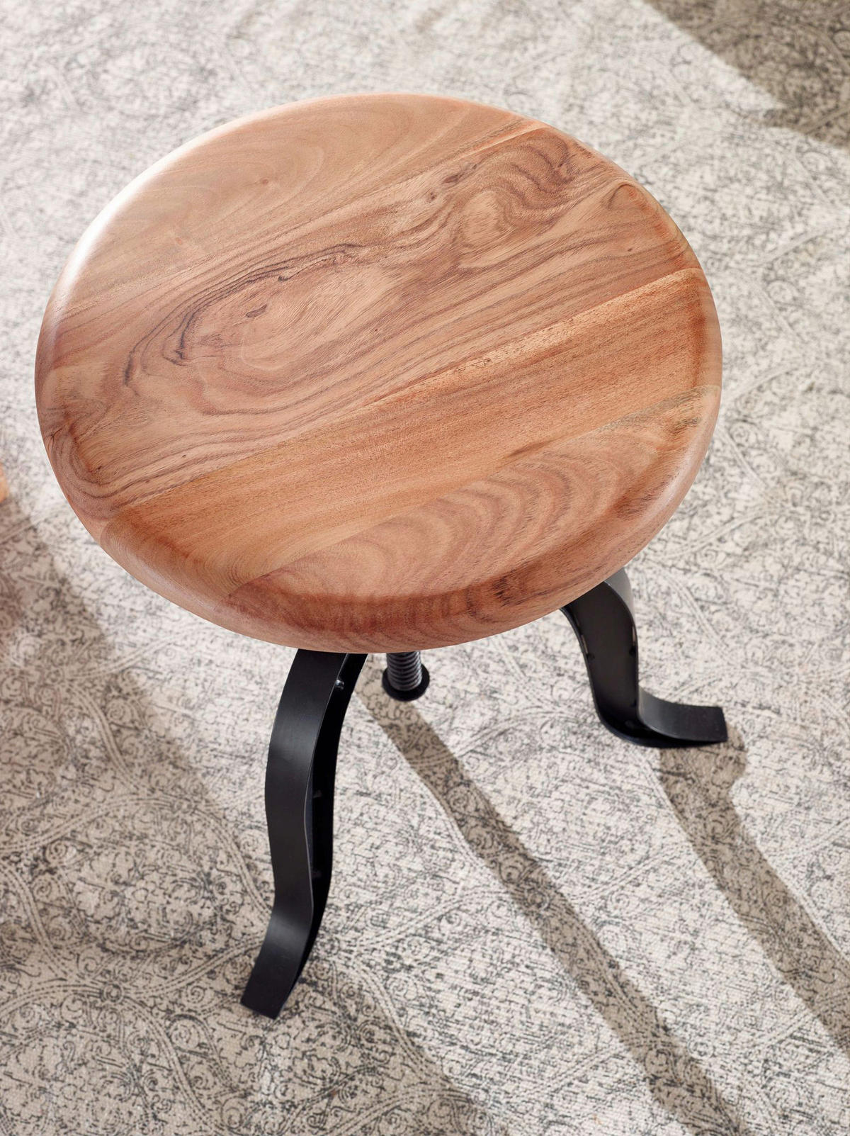 Hocker schwarz Holz B/H/T: ca. 39x48x39 cm Drehhocker - schwarz (39,00/48,00/39,00cm) - Wohnling