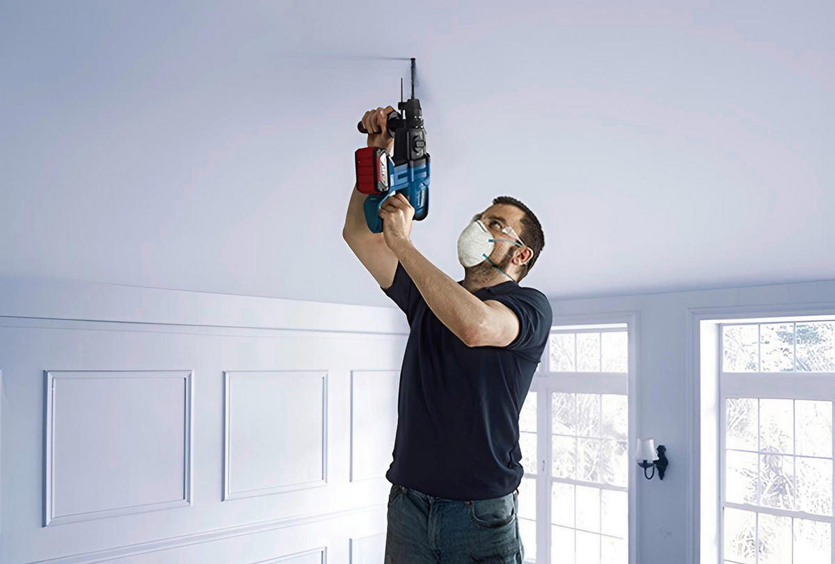 Bosch Akku-Bohrhammer611911121 ca. 18 V 611911121 - blau/schwarz (47,00/41,00/13,00cm) - Bosch