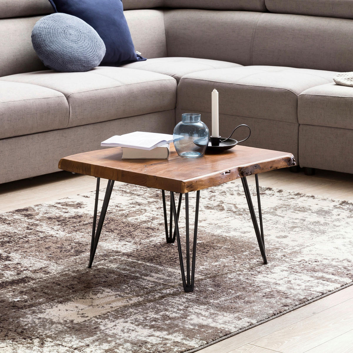 Couchtisch natur schwarz lackiert B/H/T: ca. 56x38x51 cm Couchtisch - natur/schwarz (56,00/38,00/51,00cm) - Wohnling