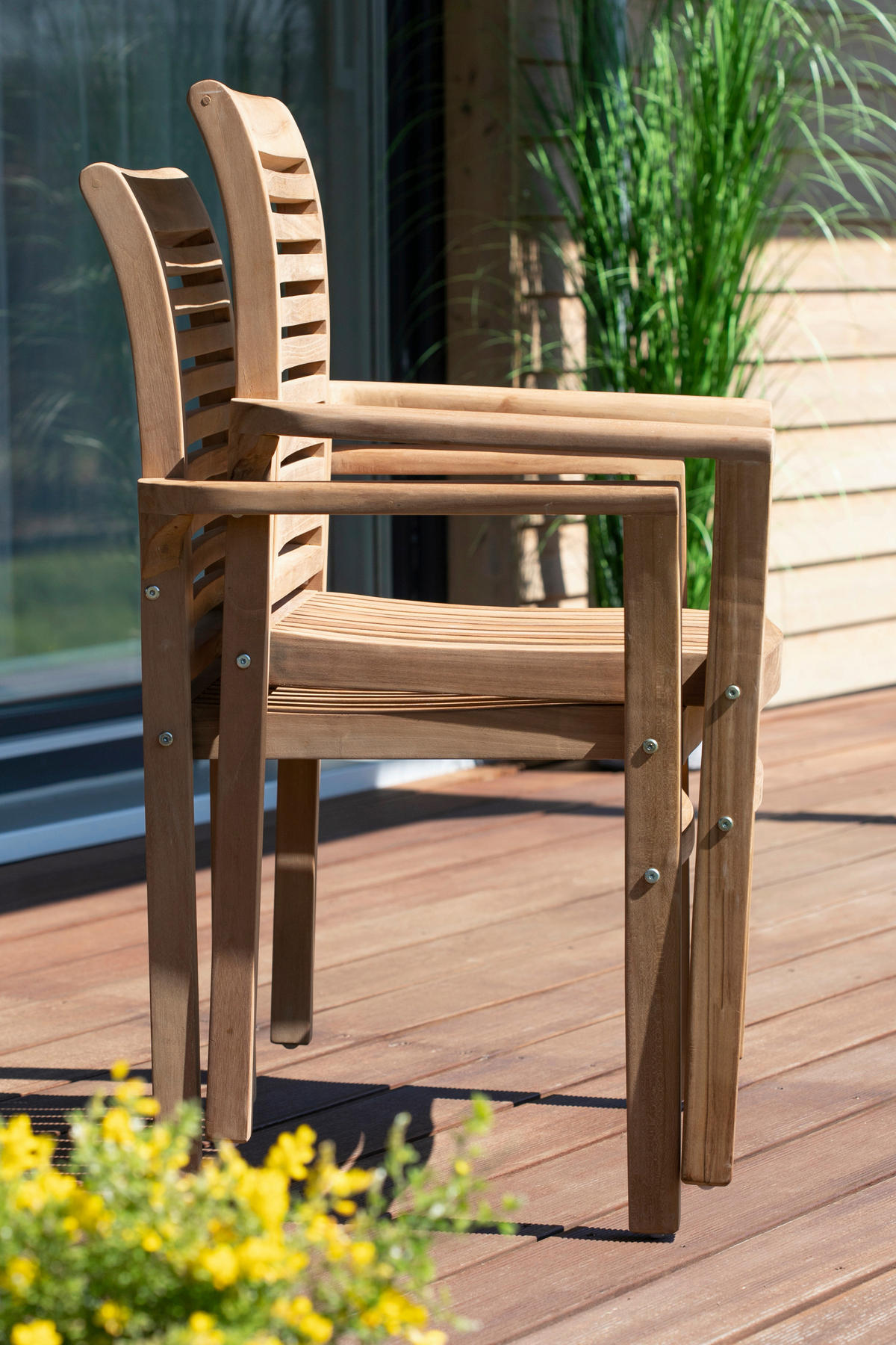 deVries Stapelsessel teak Teakholz B/H/L: ca. 52x92x63 cm Stapelsessel - teak (63,00/52,00/92,00cm) - deVries